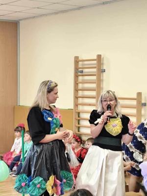 Naujienos „„MADŲ ŠOU“ DARŽELYJE“ galerija. Nuotrauka 2 iš 5