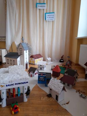 Naujienos „PARODA „MIESTAS KURIAME AŠ GYVENU, AUGU IR KURIU““ galerija. Nuotrauka 4 iš 5