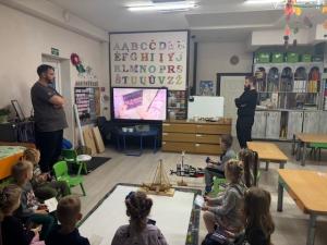 Naujienos „Įgyvendinamas etninis projektas „Stichijų paslaptys Mažosios Lietuvos žemėje““ galerija. Nuotrauka 6 iš 8