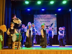 Naujienos „Respublikinio mažųjų šokėjų festivalio-konkurso „Po kregždutės sparneliu“ dalyviai“ galerija. Nuotrauka 4 iš 4